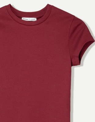 Футболка с круглым вырезом- Заказать в России