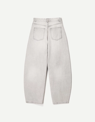 Джинсы BARREL с широкими штанинами- Заказать в России