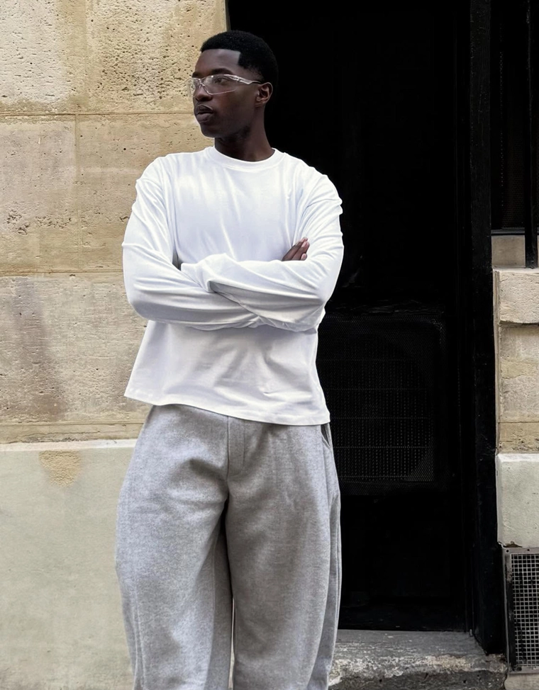 Лонгслив свободного кроя