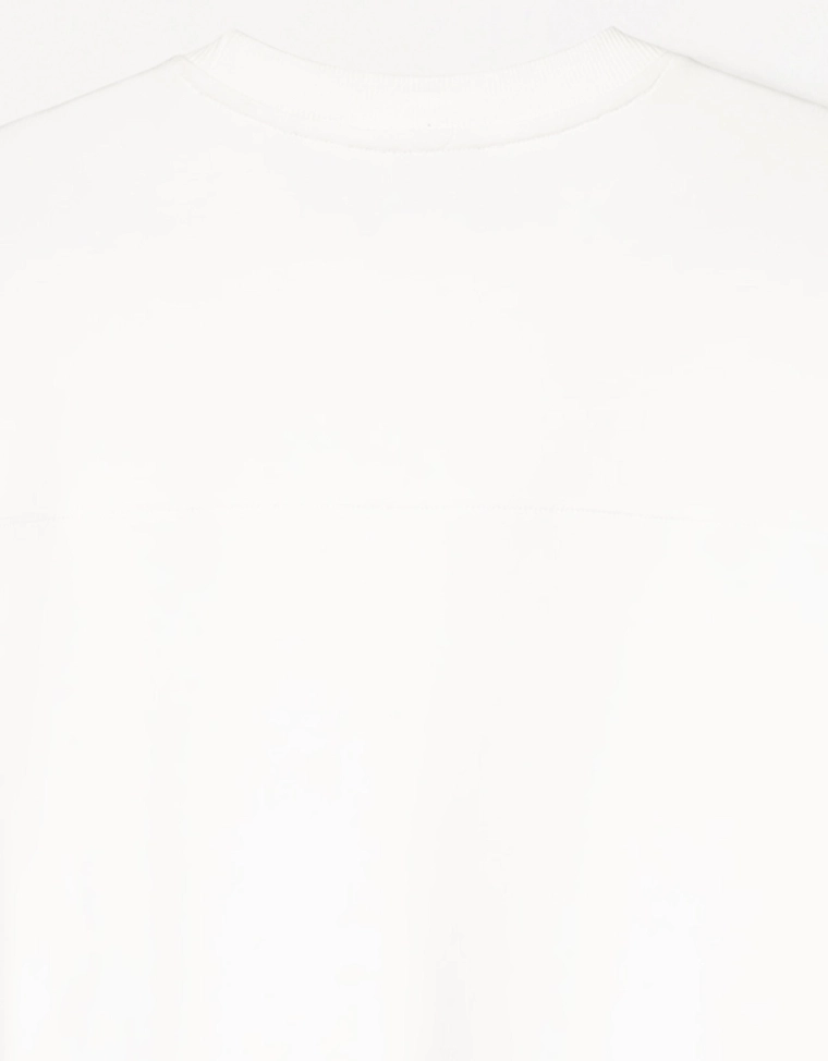 Футболка из мягкой ткани