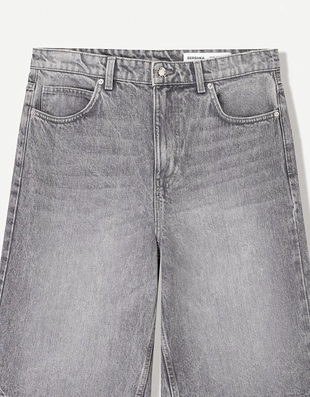 Джинсовые шорты свободного кроя- Заказать в России