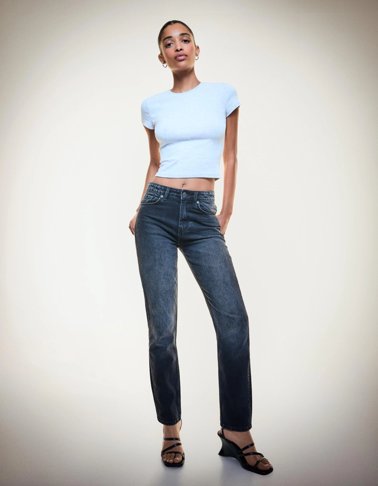 Джинсы mom fit с высокой комфортной посадкой