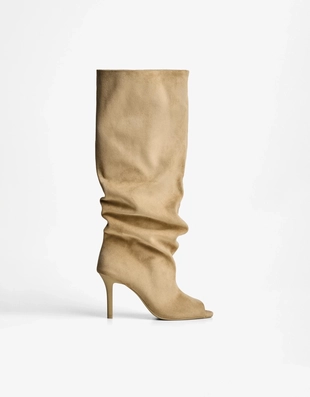 Открытые сапоги на каблуке-шпильке- Заказать в России