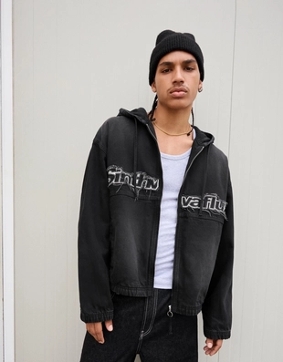 Джинсовая куртка с застежкой-молнией и вышивкой- Заказать в России