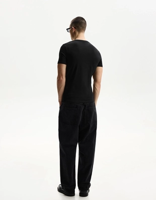 Базовая футболка с короткими рукавами- Заказать в России