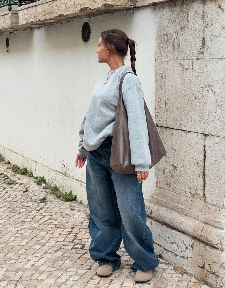 Толстовка оверсайз с карманами