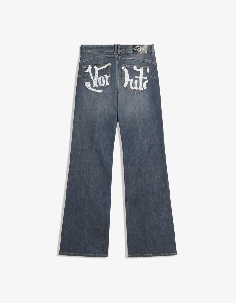 Расклешенные джинсы Von Dutch с вышивкой