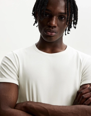 Футболка из трикотажа в рубчик- Заказать в России