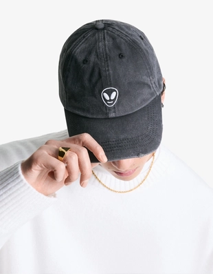 Кепка с вышивкой- Заказать в России