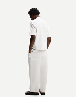 Рубашка из плиссированной ткани с короткими рукавами- Заказать в России