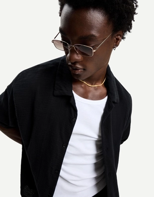 Рубашка из рельефной ткани с короткими рукавами- Заказать в России