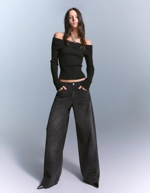 Джинсы прямого кроя со стразами- Заказать в России