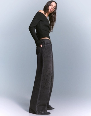 Джинсы прямого кроя со стразами- Заказать в России