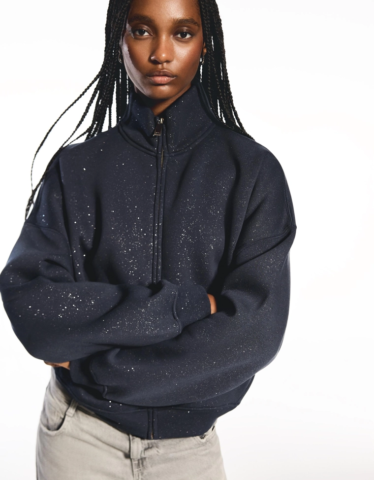 Толстовка на молнии с блестками