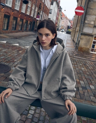 Худи на молнии с эффектом шерсти- Заказать в России