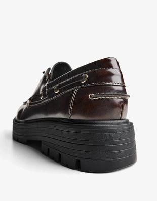 Топсайдеры с брашированным эффектом- Заказать в России