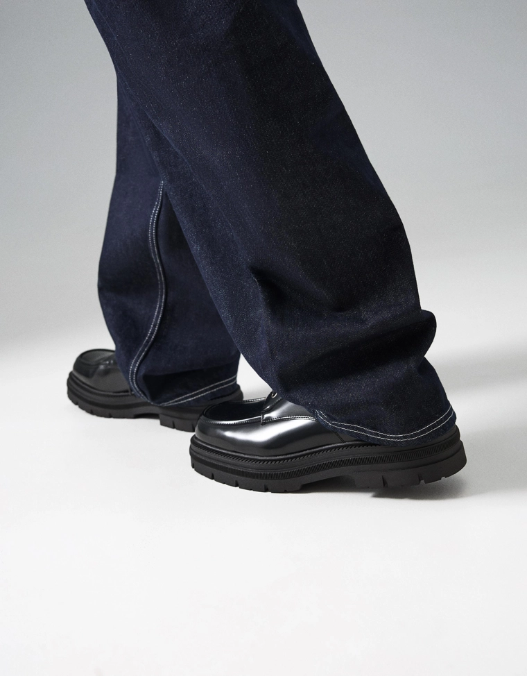 Классические туфли с простроченным носом