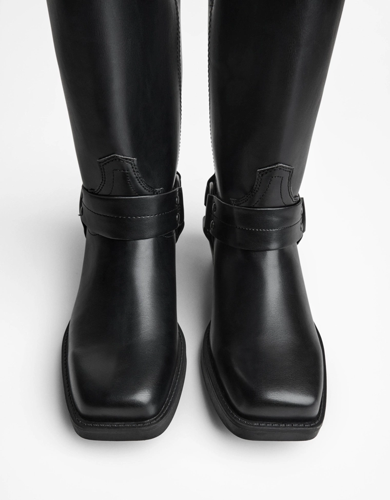 Байкерские ботинки