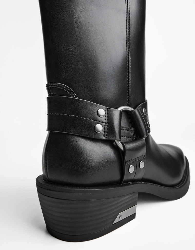 Байкерские ботинки