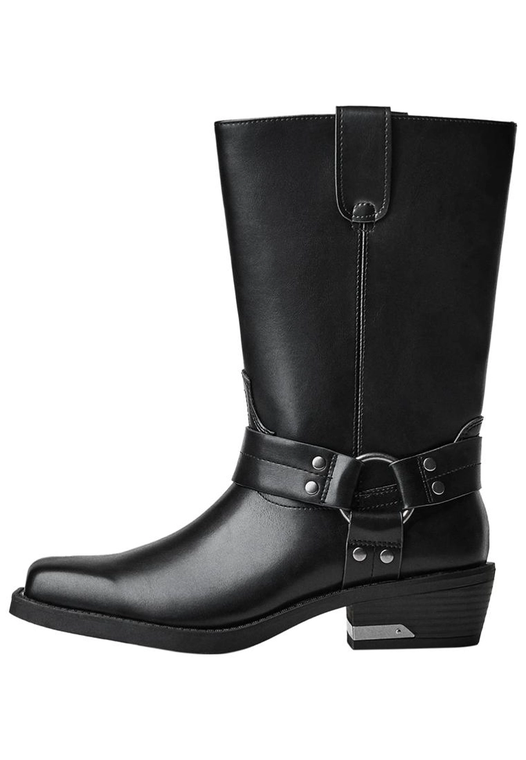 Байкерские ботинки