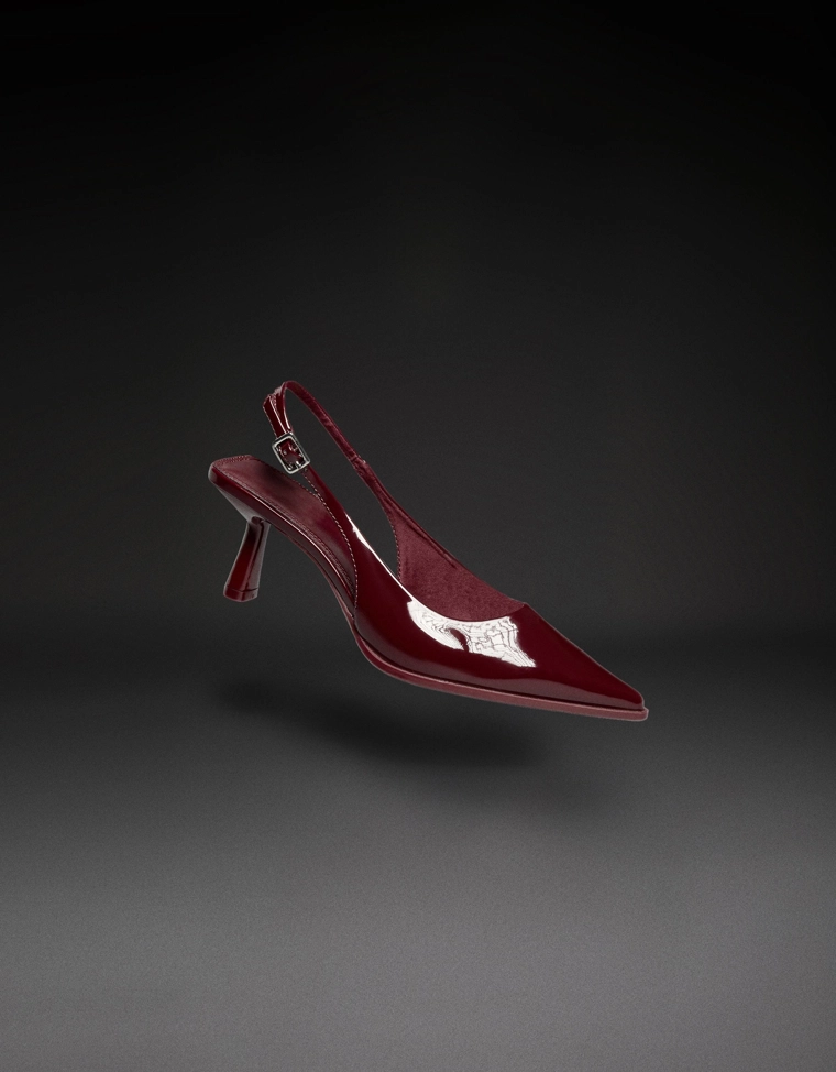 Туфли-мюли на среднем тонком каблуке