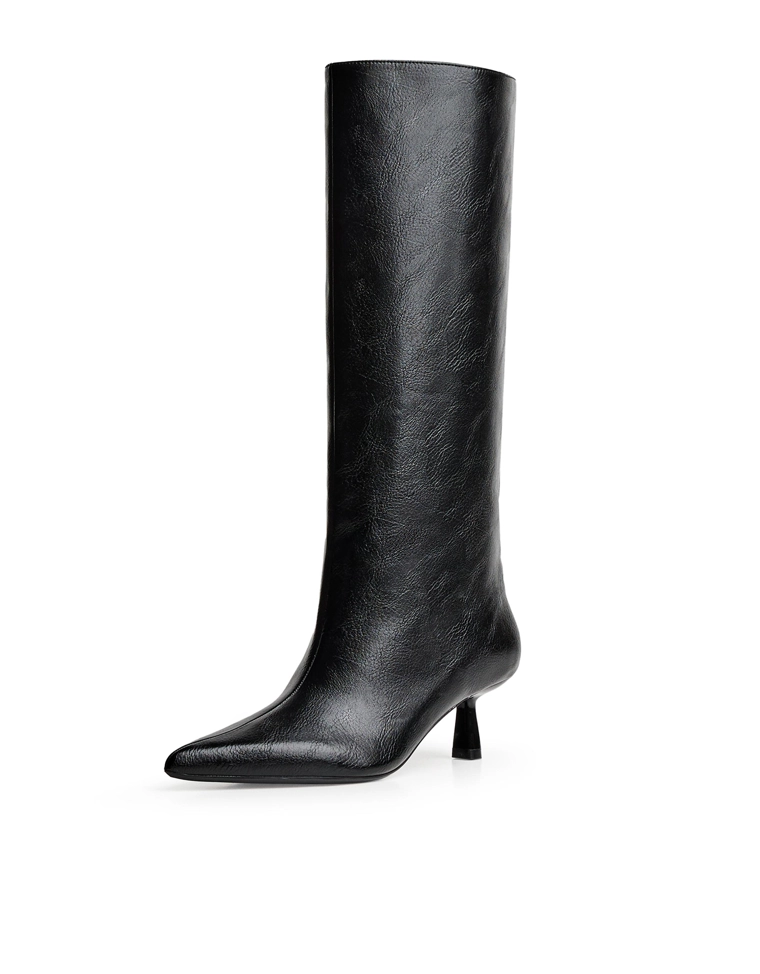 Сапоги на среднем тонком каблуке