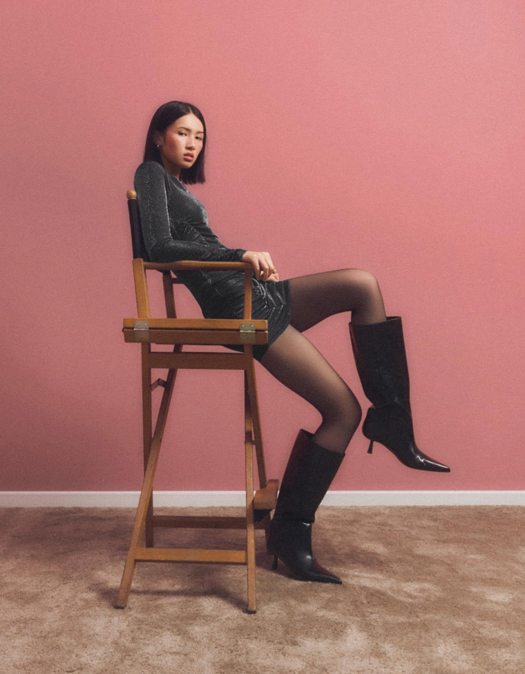 Сапоги на среднем тонком каблуке