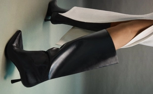 Сапоги на среднем тонком каблуке- Заказать в России