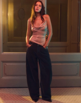 Топ со сборками на бретелях-цепочках- Заказать в России