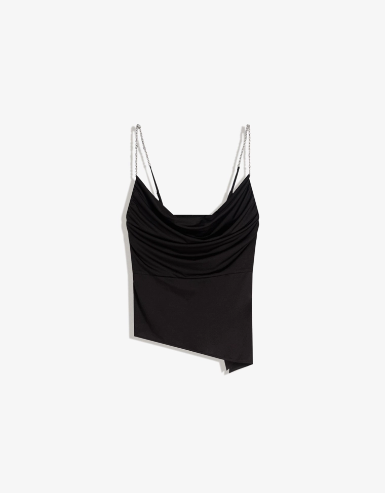 Топ со сборками на бретелях-цепочках