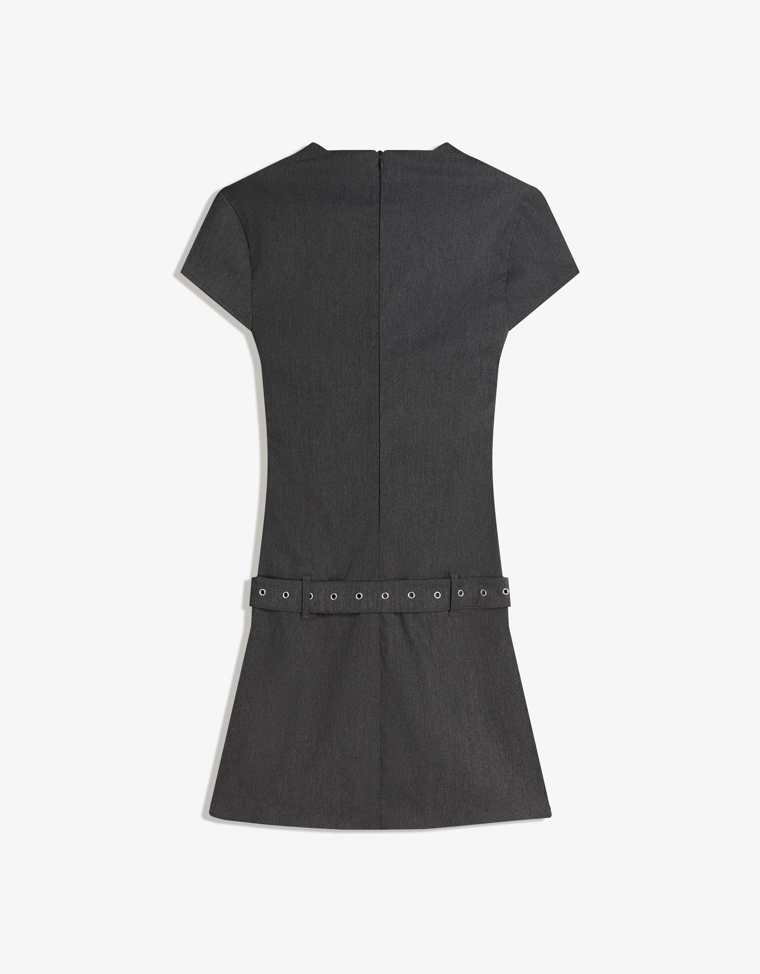 Мини-платье с поясом