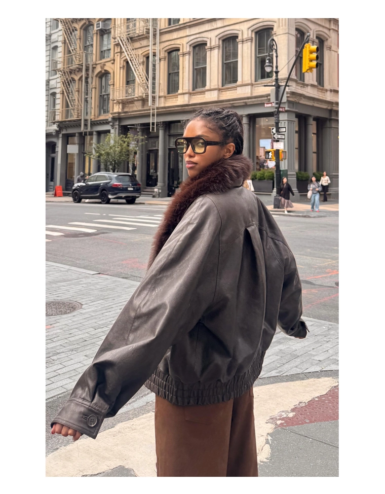 Куртка из искусственной кожи с меховым воротником