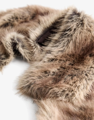 Палантин из искусственного меха- Заказать в России