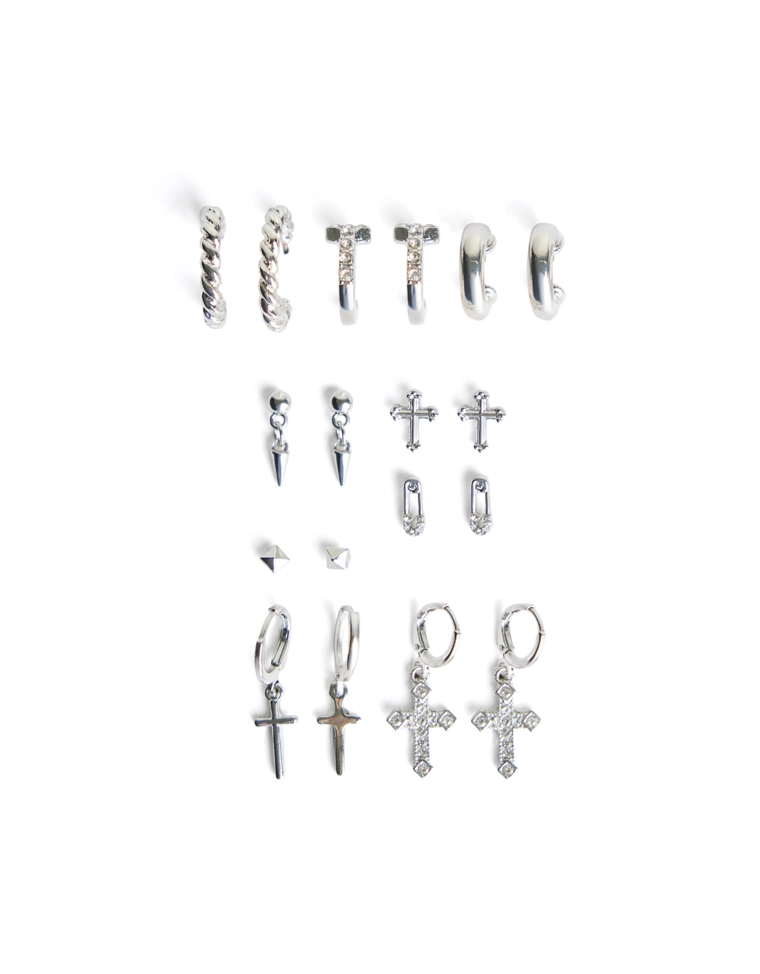 Набор из девяти пар серег