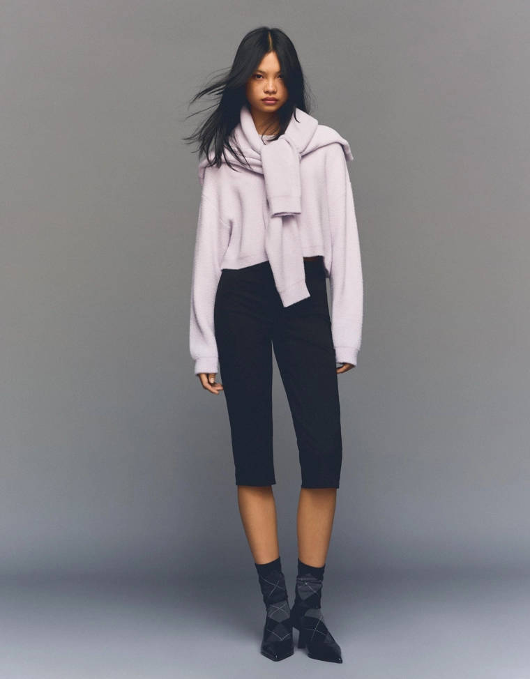 Укороченный свитер из искусственного меха