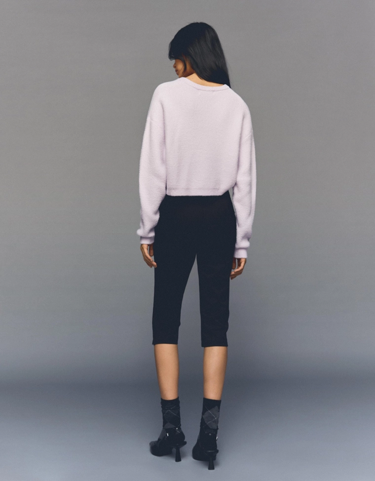 Укороченный свитер из искусственного меха