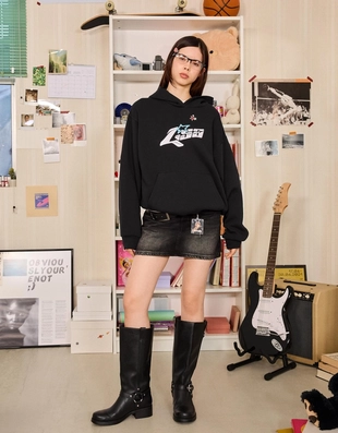 Однотонное худи с капюшоном- Заказать в России