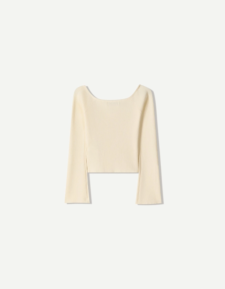 Свитер с завязкой