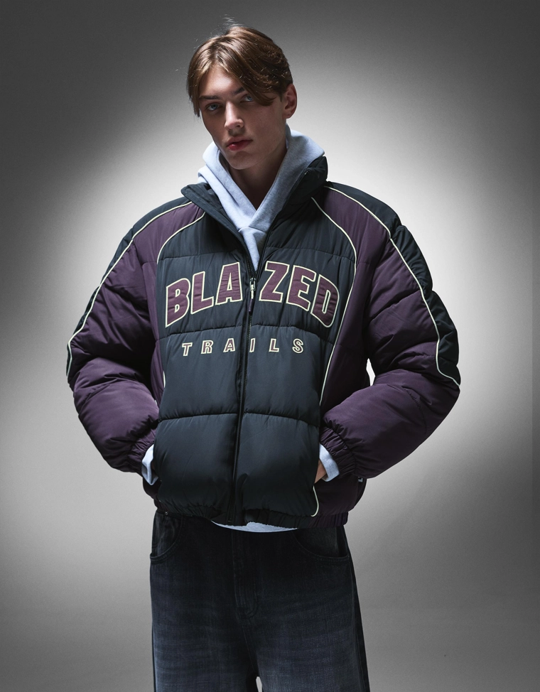 Пуховик с принтом