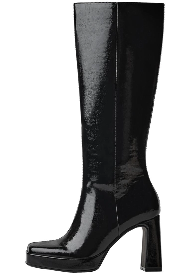 High-heel platform boots