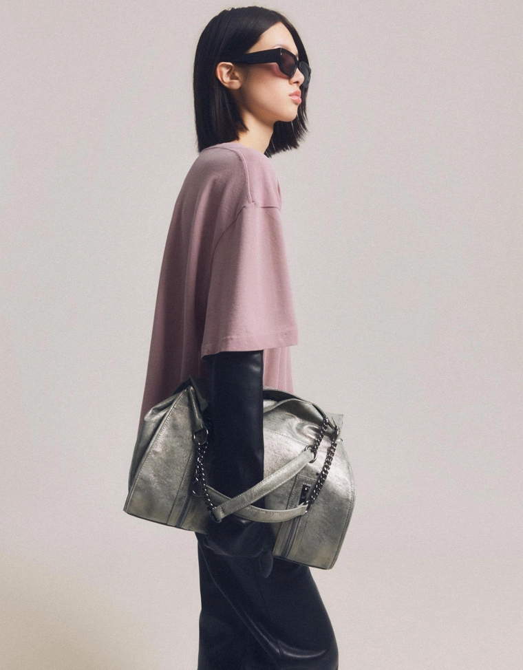 Блестящая сумка с цепочкой