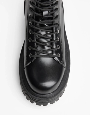 Ботинки на шнуровке- Заказать в России