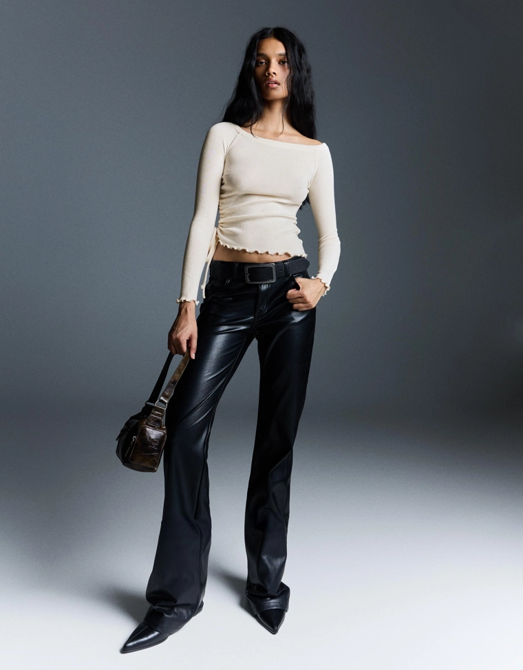 Футболка асимметричного кроя с длинными рукавами и сборками