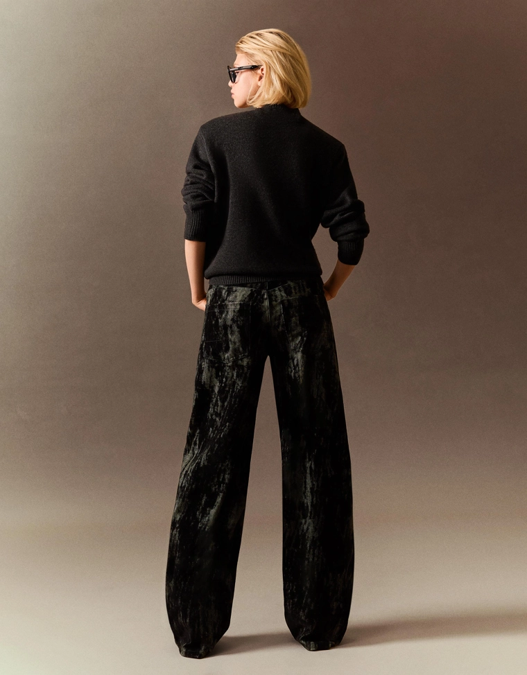 Брюки свободного кроя