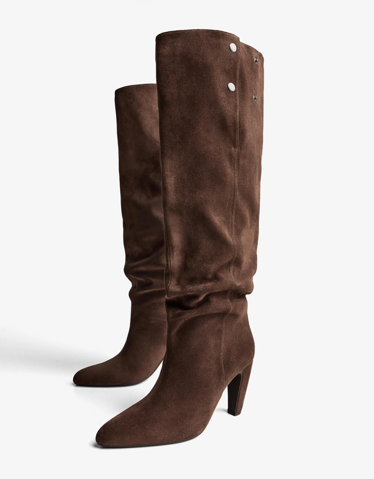Wide shaft heeled boots