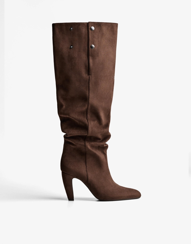 Wide shaft heeled boots