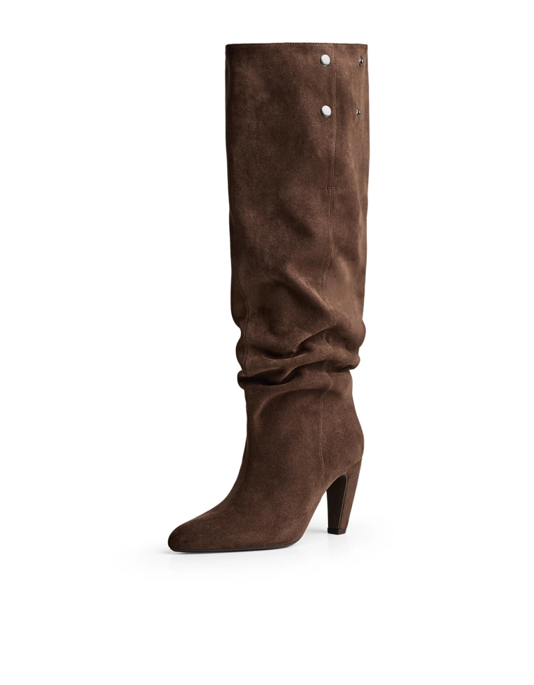 Wide shaft heeled boots