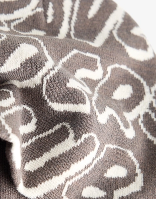 Шапка с принтом- Заказать в России