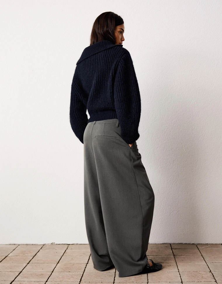 Брюки с поясом на запахе