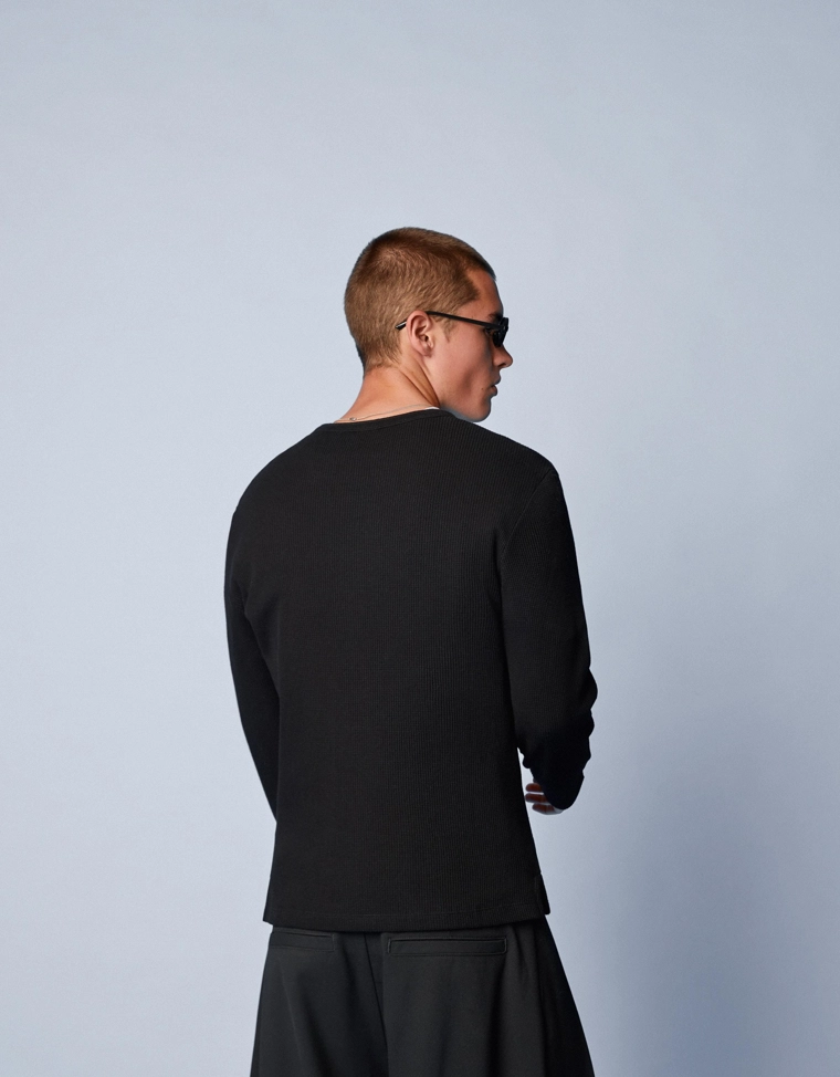 Футболка хенли облегающего кроя с длинными рукавами